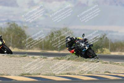 media/Nov-16-2025-Race Pace (Sun) [[8c5fa54630]]/Verified Riders/2-Turn 7 (945am)/